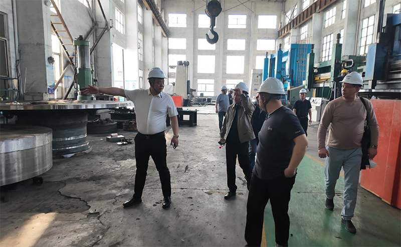 河南新腾飞铸钢4