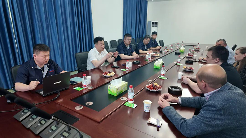 河南新腾飞铸钢7